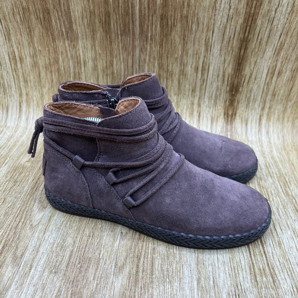 UGG Rianne Ankle Boots Women's 6 Gray Suede Wrap Detail Braided Midsole 1123598